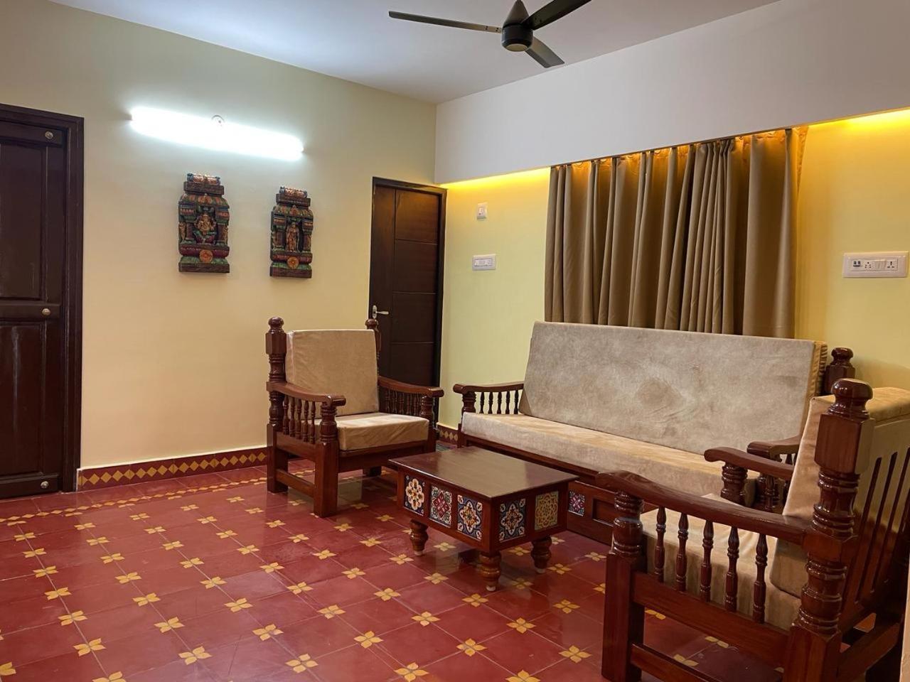 Viswa Residency Srirangam - Heritage Rooms Tiruchirappalli Extérieur photo